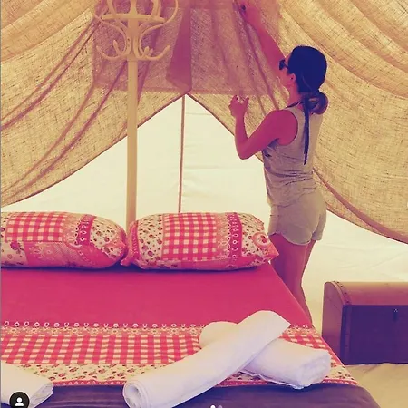 Cort de lux Zoe Glamping