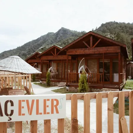 Cort de lux Zoe Glamping *
